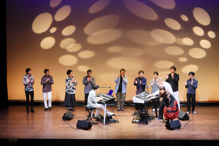 �֥��졦��󡪡�LIVE��37th ������� Vol.11�˽б餷�ޤ���